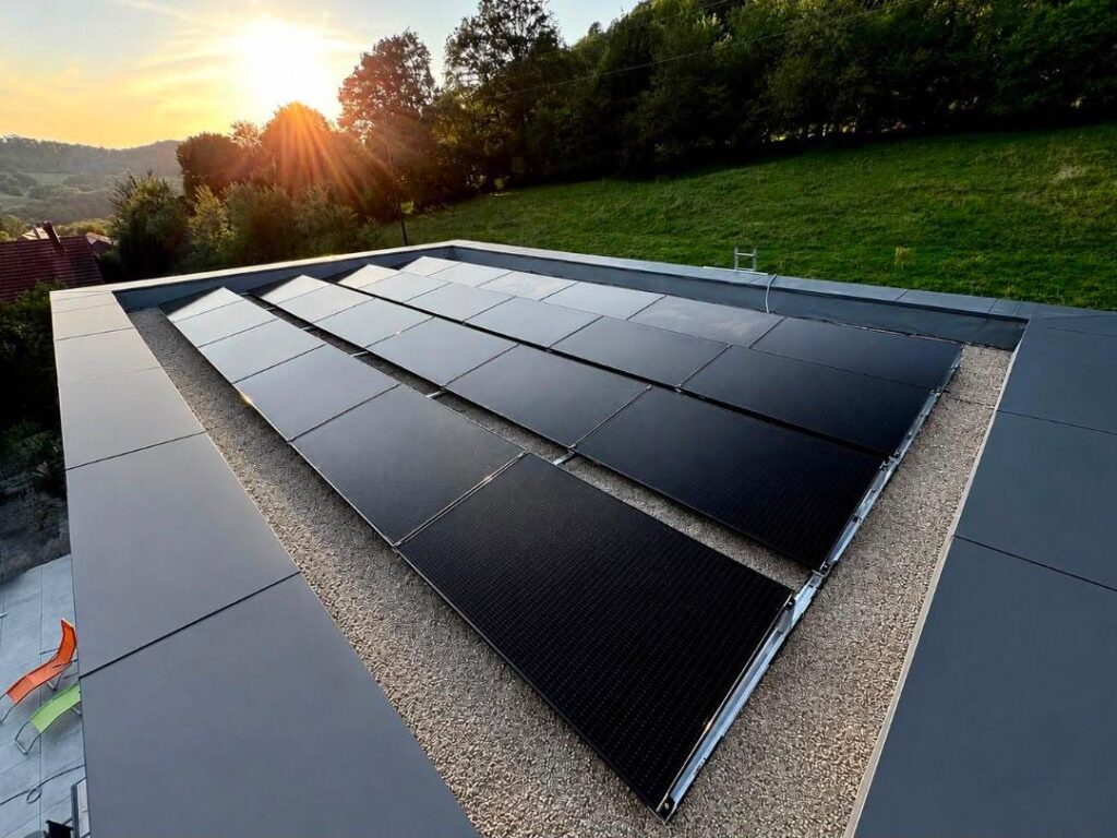 Ombrière solaire – toiture plate