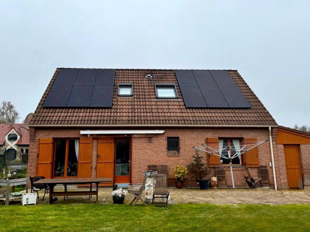 Installation photovoltaïque – maison en briques – photo 2