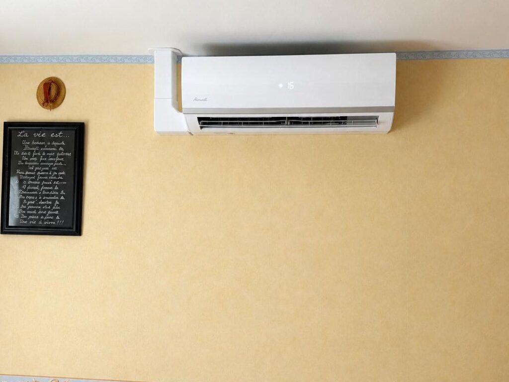 Climatisation murale en cuisine ouverte